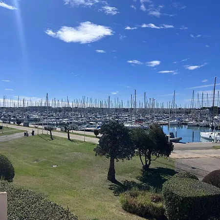 Moderne Avec Climatisation Et Parking Proche - Fr-1-731-132 ル・グロー・デュ・ロワ