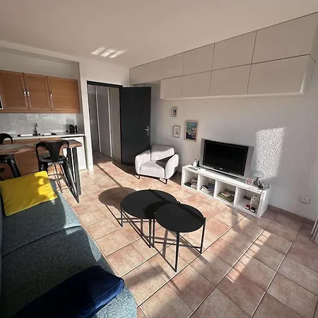 Moderne Avec Climatisation Et Parking Proche - Fr-1-731-132 * ル・グロー・デュ・ロワ