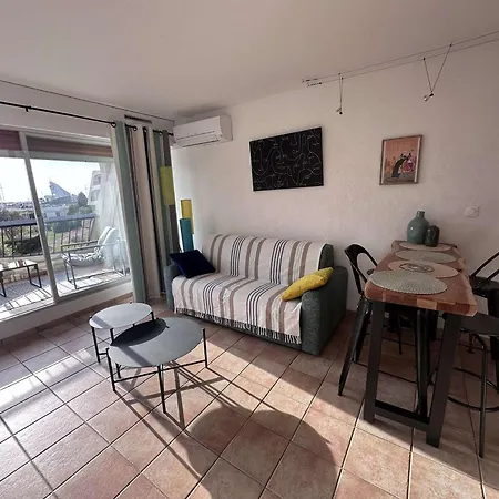 Moderne Avec Climatisation Et Parking Proche - Fr-1-731-132
