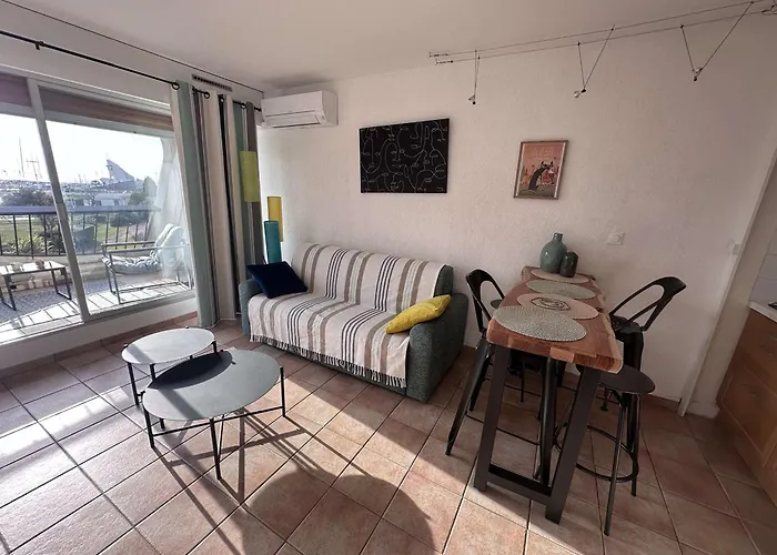 Moderne Avec Climatisation Et Parking Proche - Fr-1-731-132 *