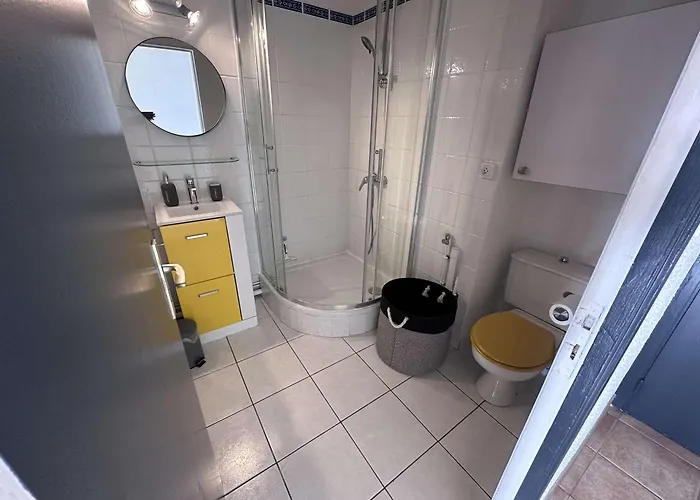 Moderne Avec Climatisation Et Parking Proche - Fr-1-731-132 Apartamento