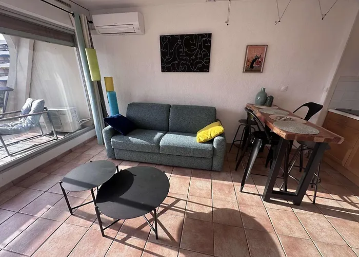 Apartamento Moderne Avec Climatisation Et Parking Proche - Fr-1-731-132 *